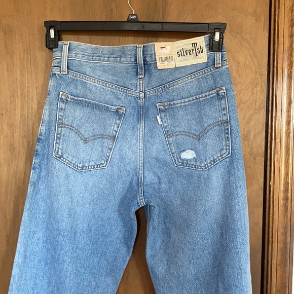 Relisted Levi’s 94’ baggy jean distressed midrise straight leg jean denim 28 - Picture 9 of 17